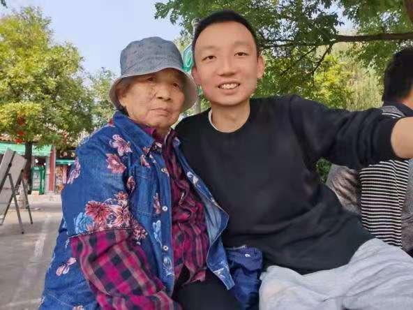 为寂寞，买单 第4页