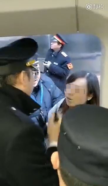 要哭↘别坚持 第4页