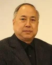 退休老教授的故事，岁月沉淀的智慧与人生的风采
