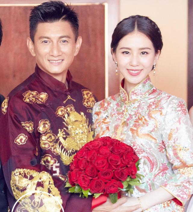 吴奇隆刘诗诗合体带娃，力破婚变传闻