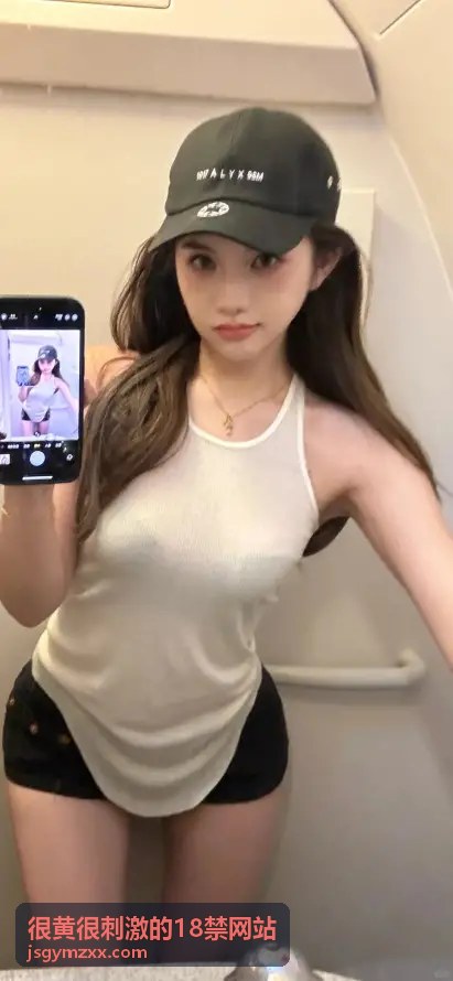 女仆咖啡馆的特殊服务 - 很黄很刺激的18禁网站短视频合集